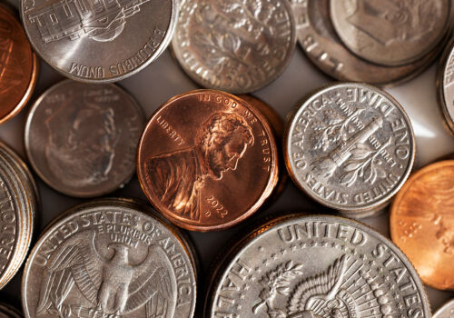 Topul monedelor din 2026: de ce depășesc dolarul american