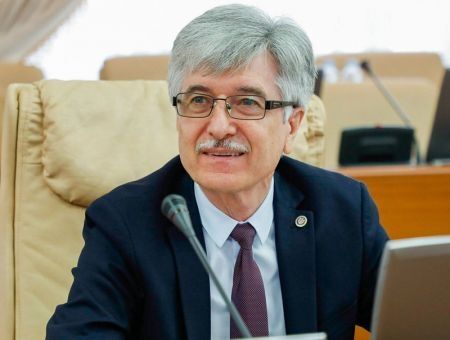 Небанковский сектор смыкает ряды Небанковский сектор смыкает ряды