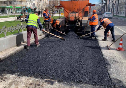 Pe strada Meșterul Manole din capitală vor fi înlocuiți 30 000 m² de pavaj Pe strada Meșterul Manole din capitală vor fi înlocuiți 30 000 m² de pavaj