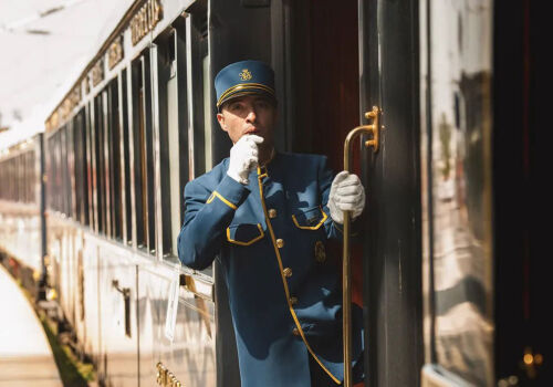 Cinci zile în stilul Fellini: Orient Express merge din nou la Istanbul
