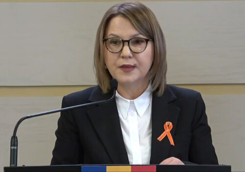 Проблема с парковками в Кишиневе добралась до парламента