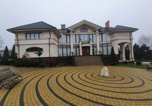 Владельцам элитной недвижимости напоминают о налоге