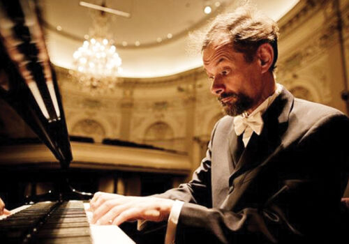 Konunova and Enrico Pace will give a single concert Konunova and Enrico Pace will give a single concert