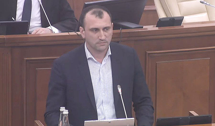 Lupta împotriva spălării banilor este condusă din nou de un cetățean moldovean