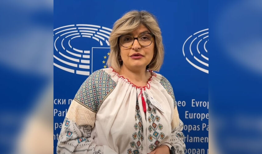 Veronica Harbouz-Brichag.