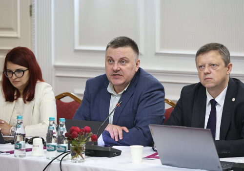 Experții cer reglementare detaliată a finanțării indirecte a partidelor Experții cer reglementare detaliată a finanțării indirecte a partidelor