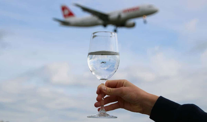 alcohol has no place on an airplane.