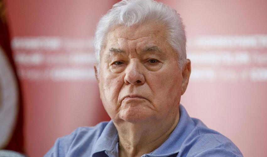 Consultările pentru funcția de premier se transformă într-un boicot politic Vladimir Voronin