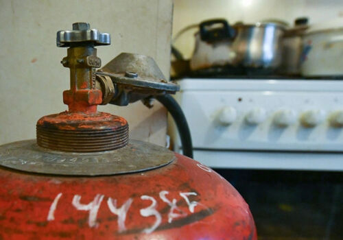 Noi reguli pentru fondul de locuințe: extinderea privatizării și interzicerea buteliilor de gaz