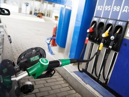 Торговля АЗС: рост объемов при падении выручки Торговля АЗС: рост объемов при падении выручки