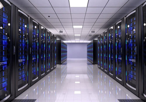 AI sub tirul criticilor: parlamentarii americani vor să limiteze construcția de centre de date