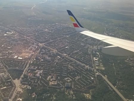 Самолетам велено не шуметь Самолетам велено не шуметь