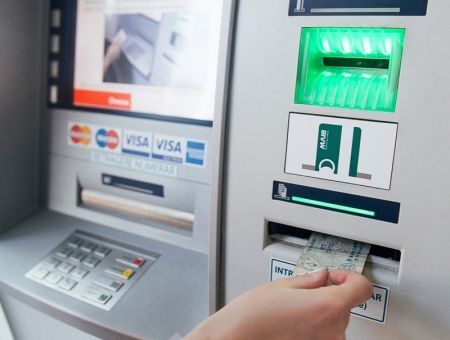 Карточному бизнесу есть куда расти Карточному бизнесу есть куда расти