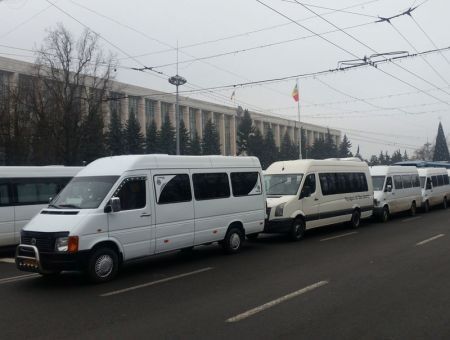 Тарифы на проезд отдали на откуп местным властям