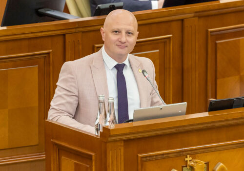 Malul stâng va avea rezerve obligatorii de gaze până la iarnă