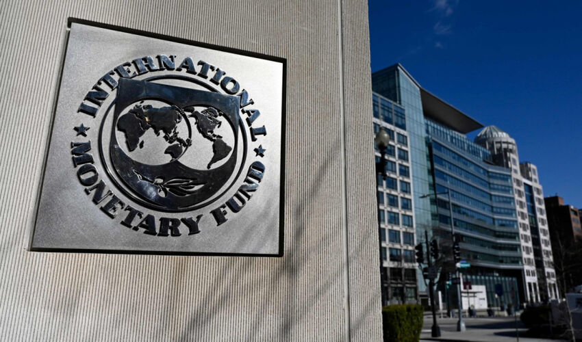IMF cuts growth forecast to 2.3% of GDP International Monetary Fund