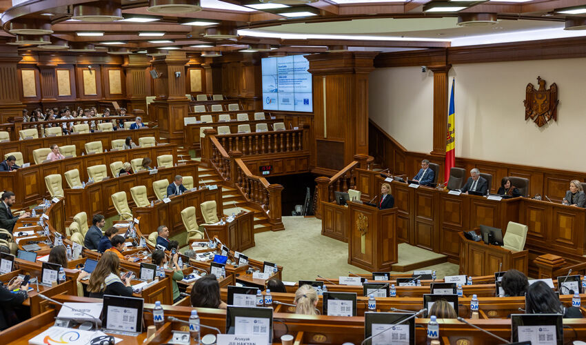 Президент Молдовы может получить решающее слово в отзыве руководства НБМ