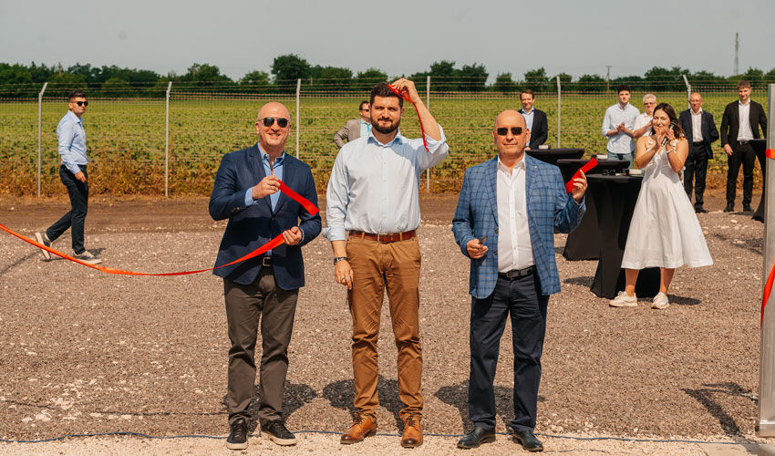 Moldova’s largest photovoltaic park opened Moldova’s largest photovoltaic park opened
