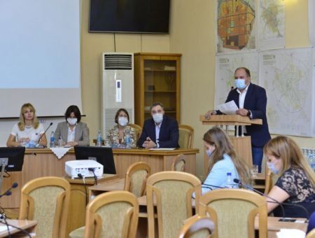 Развитие города глазами горожан Развитие города глазами горожан