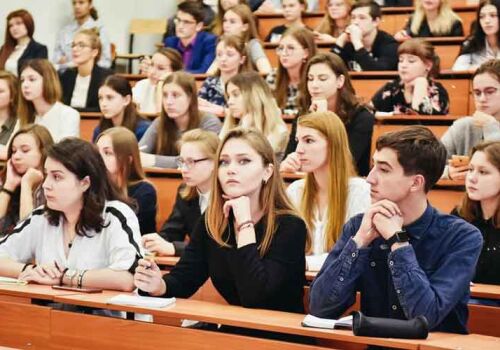 Pentru prima dată, în universități vor fi alocate locuri bugetare separate pentru diaspora
