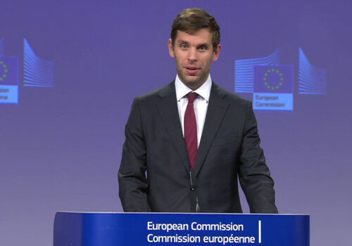 Еврокомиссия перенесла выплаты Украине в €90 млрд на второе полугодие Еврокомиссия перенесла выплаты Украине в €90 млрд на второе полугодие