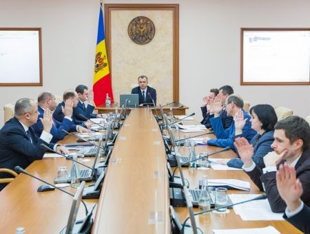 Послов отозвать, студентов поддержать… Послов отозвать, студентов поддержать…