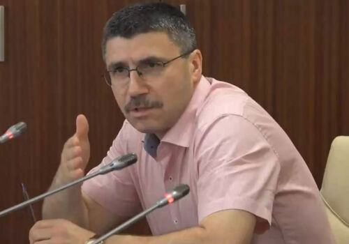 Expert: Pragul de 3 000 de locuitori per primărie nu este confirmat științific