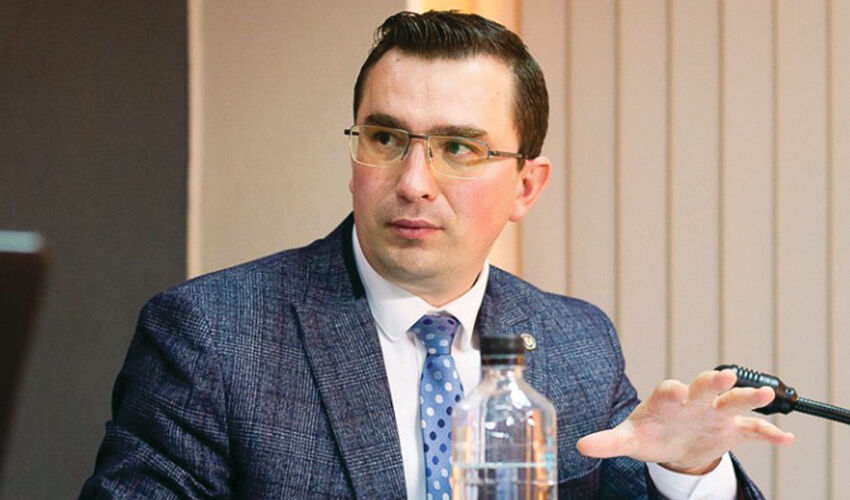 Piața energiei electrice nu este pregătită pentru tranzacționarea zilnică