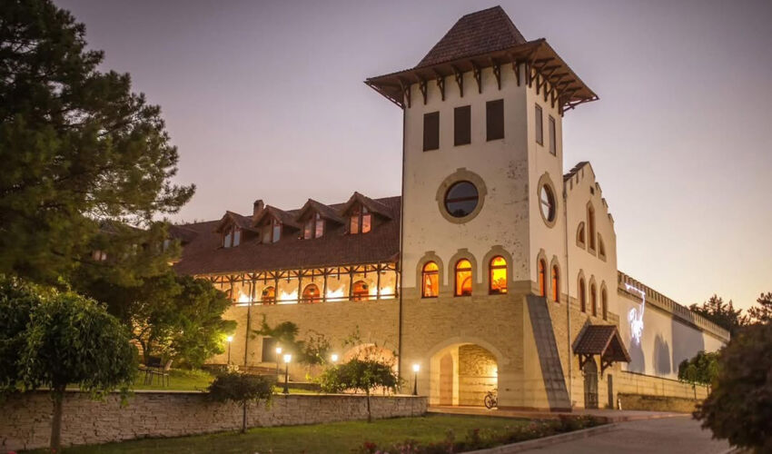 Purcari Wineries wants to buy Romanian competitor Serve Ceptura Purcari Winery