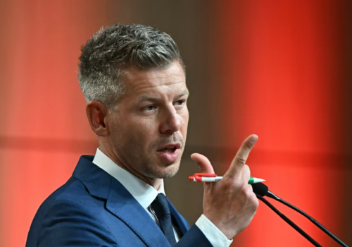 Magyar a anunțat închiderea centralei nucleare din cauza caniculei