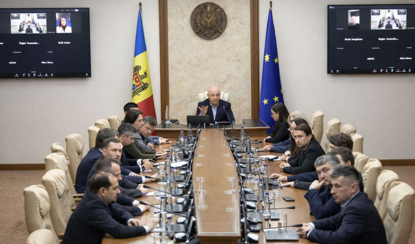 Загрязнение Днестра движется вниз по течению — введен режим экологической опасности чс_днестр