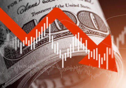 Dolarul a căzut victimă armistițiului