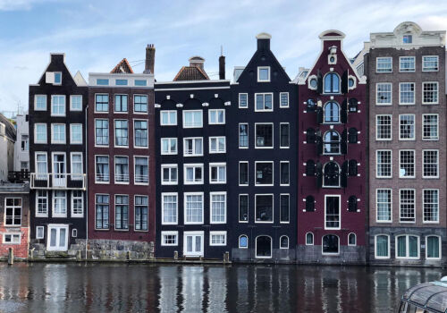 În Țările de Jos, proprietarii scapă de apartamente