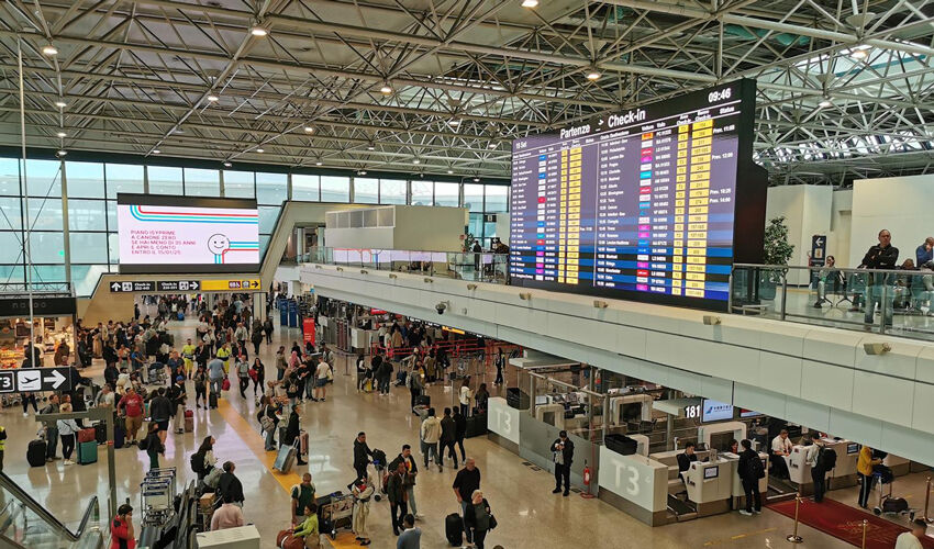 Drepturile pasagerilor aerieni au adus Europa în impas