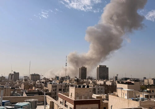 США и Израиль начали полномасштабную войну против Ирана