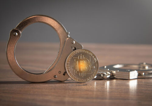 Задержаны администраторы колл-центра, занимавшиеся инвестициями в криптовалюты Задержаны администраторы колл-центра, занимавшиеся инвестициями в криптовалюты