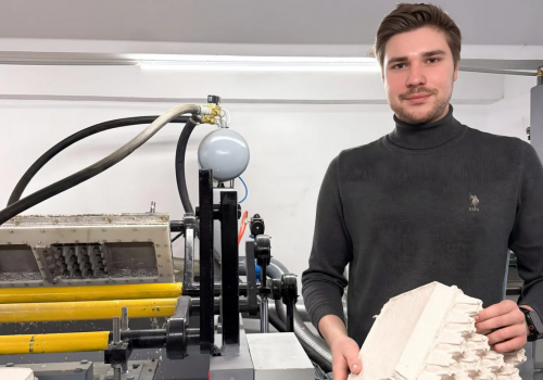 Young entrepreneur from Moldova turns paper waste into eco-friendly packaging