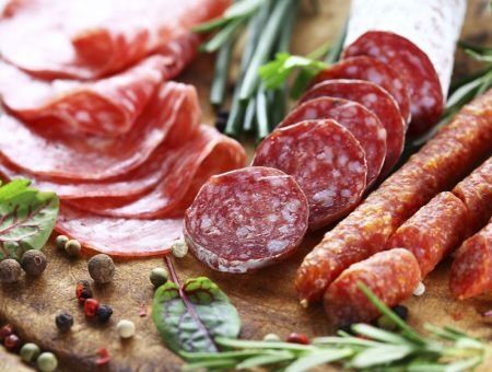 Новый конкурент на рынке мясных и молочных продуктов