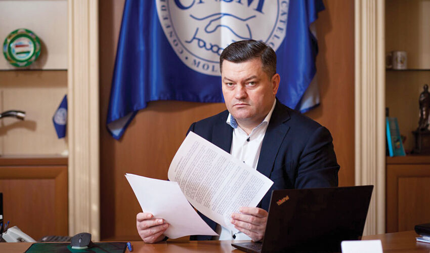 Platformă digitală: angajator sau intermediar Platformă digitală: angajator sau intermediar