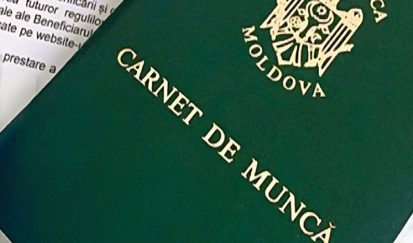 Cetățenii pot dovedi vechimea în muncă fără un carnet de muncă carte de muncă