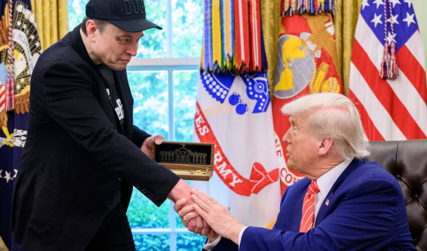 Musk îi va da lui Trump 100 de milioane de dolari pentru alegeri Elon Musk și Donald Trump