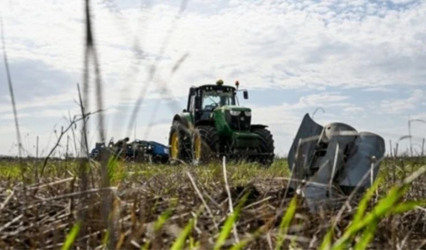 Atenție: operațiune fictivă de dezamorsare a minelor tractor
