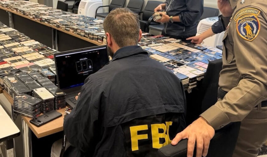 FBI agents