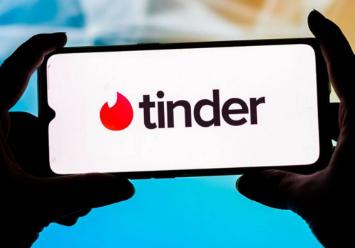 „Cea mai singură generație” părăsește Tinder: cum se schimbă industria întâlnirilor