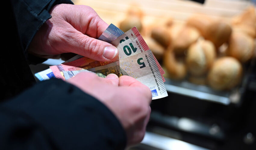 Sentimentul consumatorilor