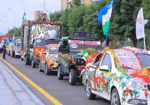 150 de milioane de puieți de flori vor fi plantați în Namangan, Uzbekistan, pentru a intra în Cartea Recordurilor Guinness