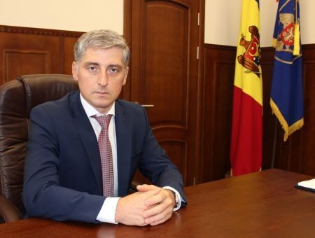 В отставку нельзя оставить В отставку нельзя оставить