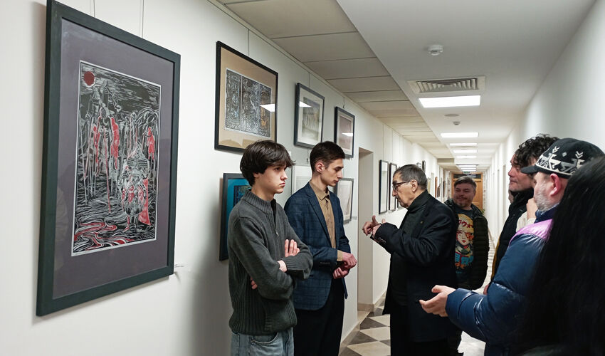 «MONOCROM» обогатил палитру художников «MONOCROM» обогатил палитру художников