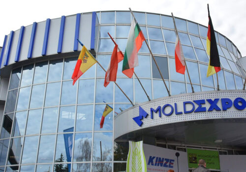 Выставочный сезон стартует с туризма