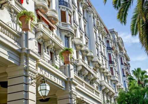 Жилищный кризис на Лазурном берегу: местных вытесняют с рынка Жилищный кризис на Лазурном берегу: местных вытесняют с рынка